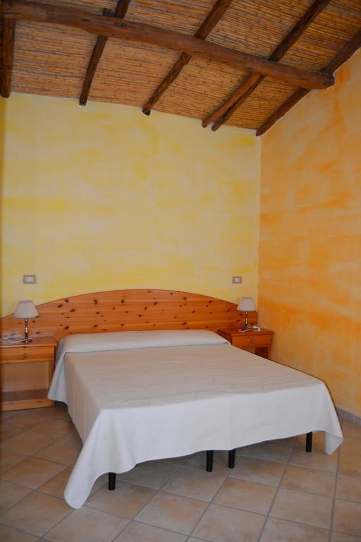 Agriturismo Rubinu Galtellì Kamer foto