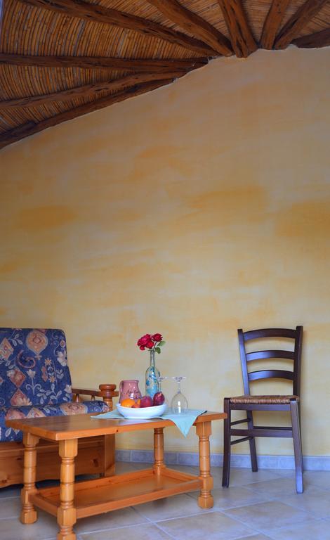 Agriturismo Rubinu Galtellì Buitenkant foto