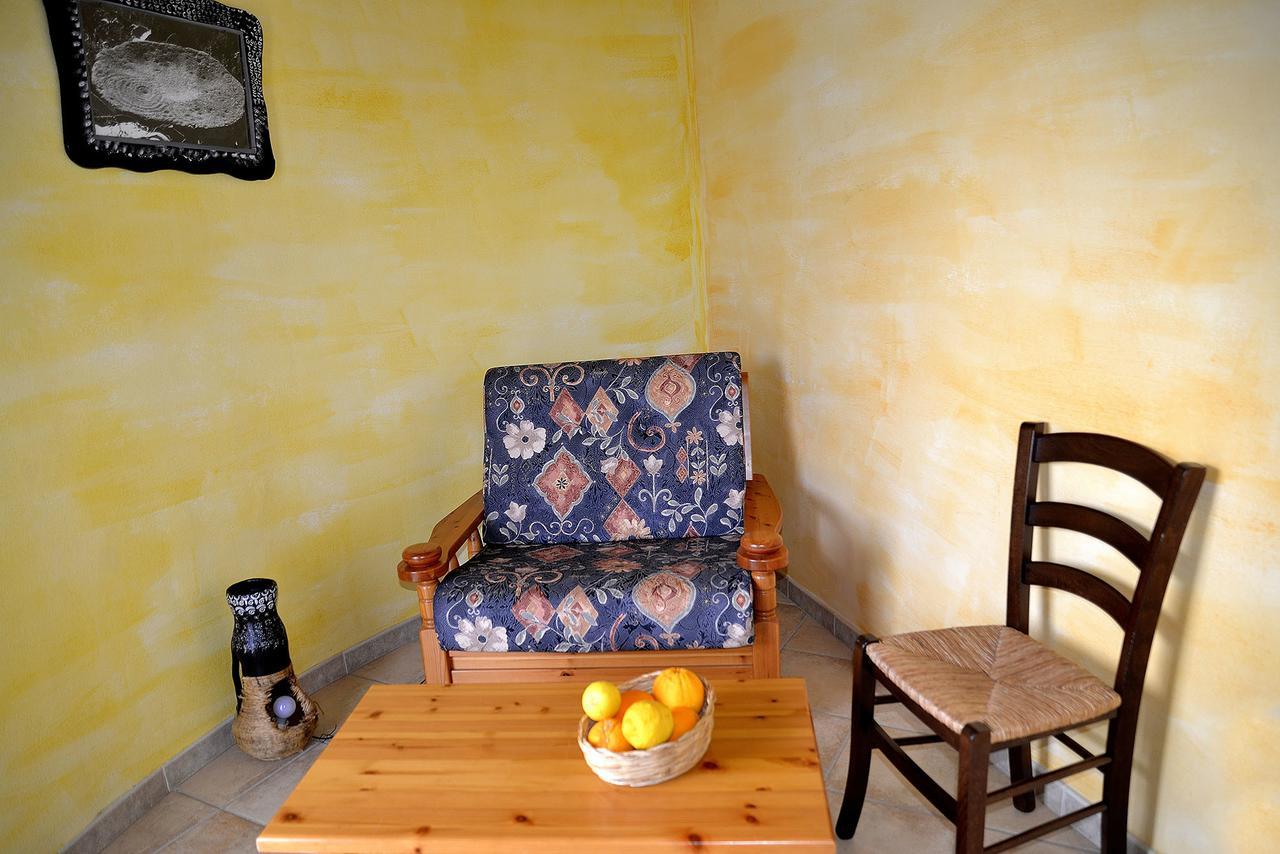 Agriturismo Rubinu Galtellì Buitenkant foto