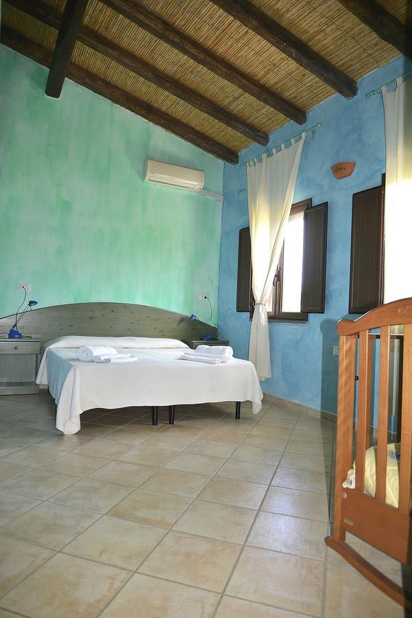 Agriturismo Rubinu Galtellì Buitenkant foto