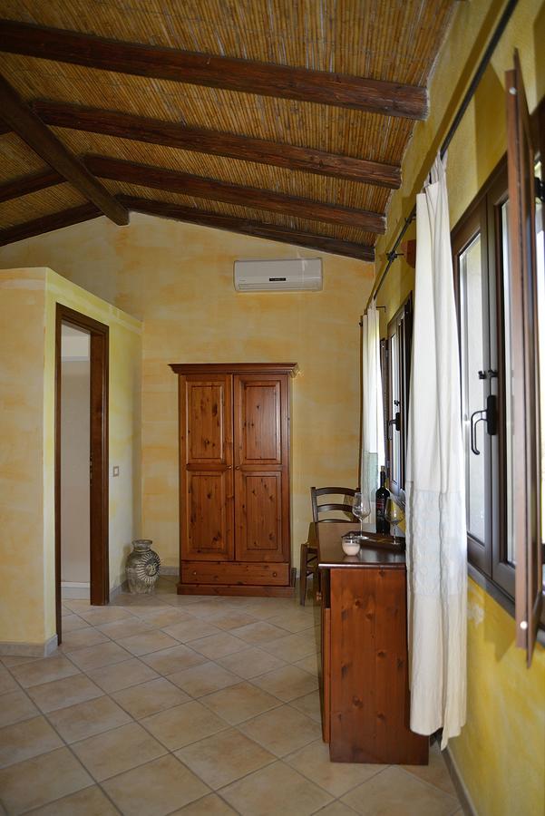 Agriturismo Rubinu Galtellì Buitenkant foto