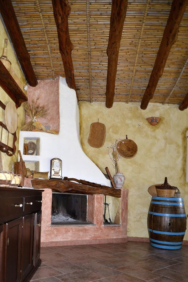 Agriturismo Rubinu Galtellì Buitenkant foto